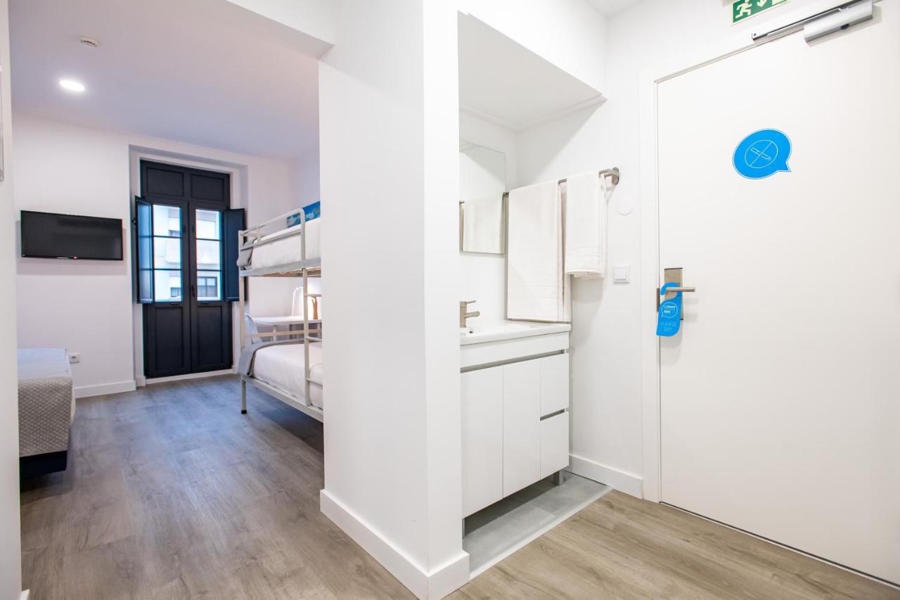 Хостел Lizbon South Bed Баррейру Экстерьер фото
